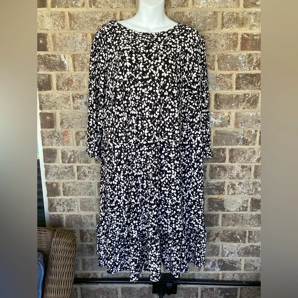Tommy Hilfiger Women's Floral Print Shift Dress with Hem Ruffle size 20W NWT